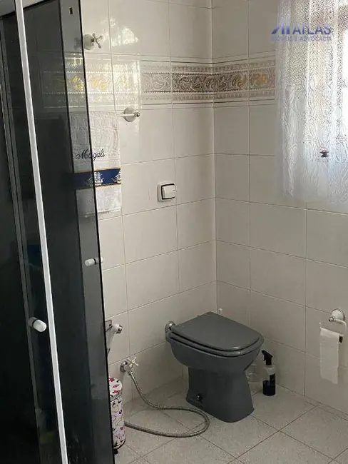 Sobrado com 3 quartos à venda, 240m2 em Jardim Japão, São Paulo - SP - imagem 6 Foto 6 de Sobrado com 3 quartos à venda, 240m2 em Jardim Japão, São Paulo - SP