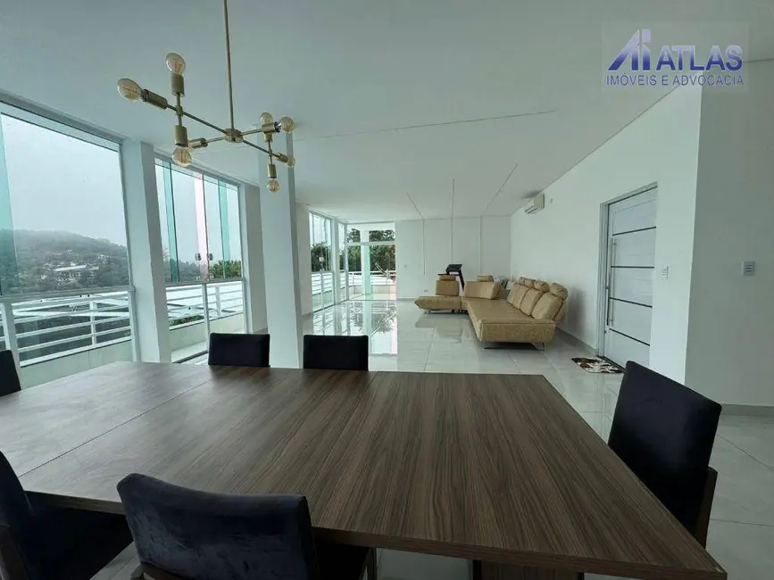 Foto 6 de Chácara com 9 quartos à venda, 2800m2 em Santa Isabel - SP