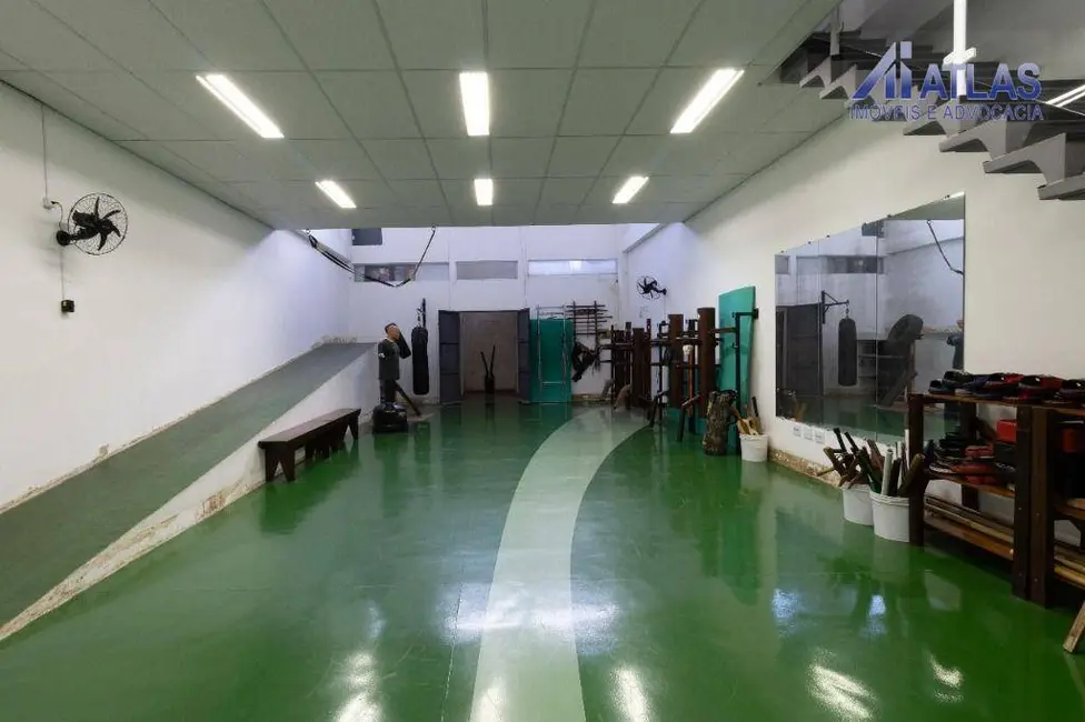 Armazém / Galpão à venda, 175m2 em Jardim Santa Cecília, Guarulhos - SP - imagem 4 Foto 4 de Armazém / Galpão à venda, 175m2 em Jardim Santa Cecília, Guarulhos - SP