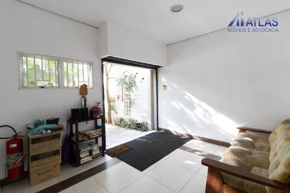 Armazém / Galpão à venda, 175m2 em Jardim Santa Cecília, Guarulhos - SP - imagem 5 Foto 5 de Armazém / Galpão à venda, 175m2 em Jardim Santa Cecília, Guarulhos - SP