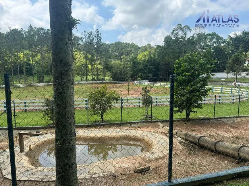 Foto 4 de Chácara com 6 quartos à venda, 16777215m2 em Santa Isabel - SP