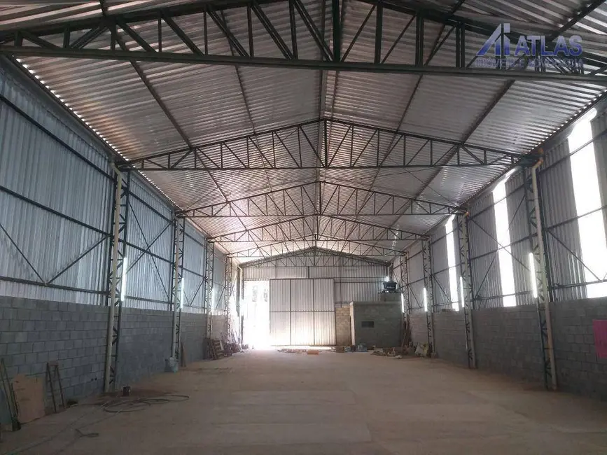 Foto 1 de Armazém / Galpão à venda, 2100m2 em Mairipora - SP