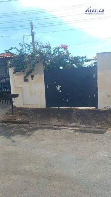Foto 1 de Casa com 1 quarto à venda, 150m2 em Centro, Taquaritinga - SP
