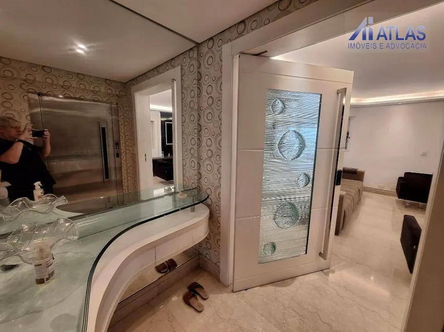 Apartamento com 4 quartos à venda, 220m2 em Vila Maria Alta, São Paulo - SP - imagem 6 Foto 6 de Apartamento com 4 quartos à venda, 220m2 em Vila Maria Alta, São Paulo - SP