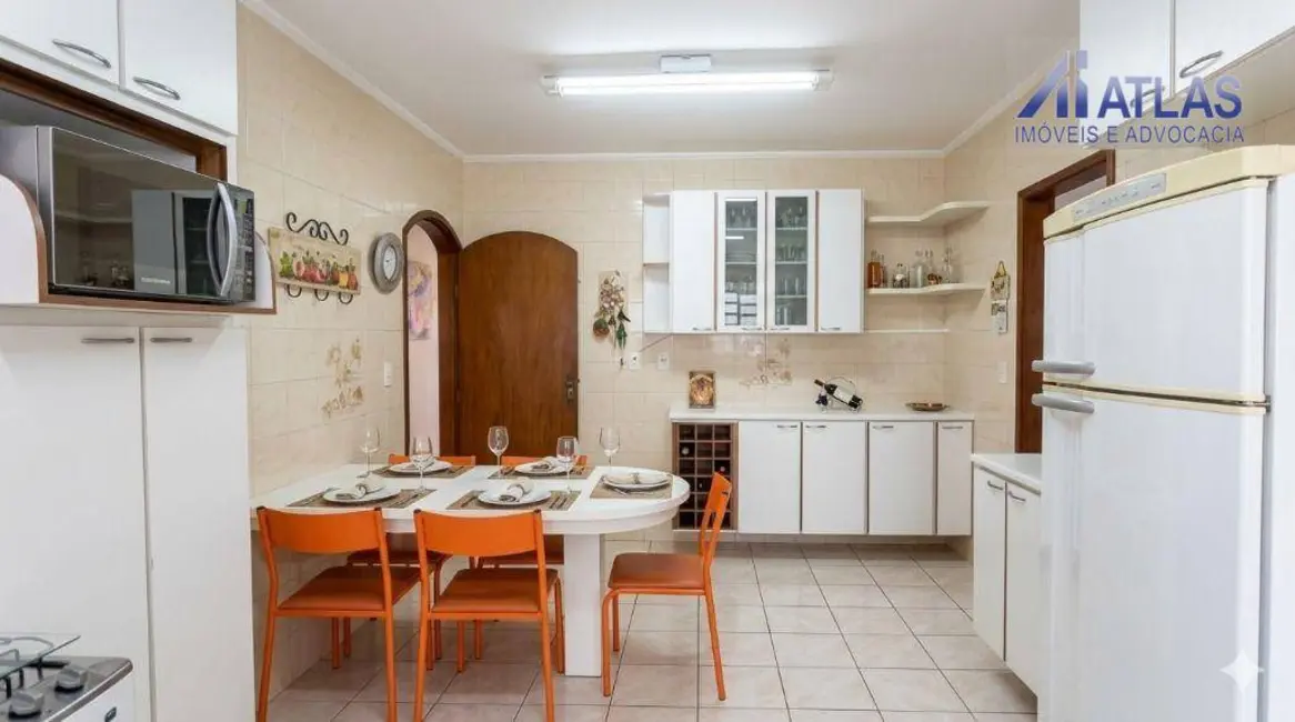 Foto 8 de Casa com 3 quartos à venda, 380m2 em Jardim Santa Mena, Guarulhos - SP