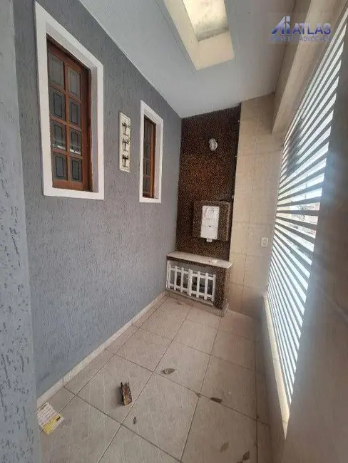 Foto 4 de Sobrado com 2 quartos para alugar, 240m2 em Vila Maria Alta, São Paulo - SP