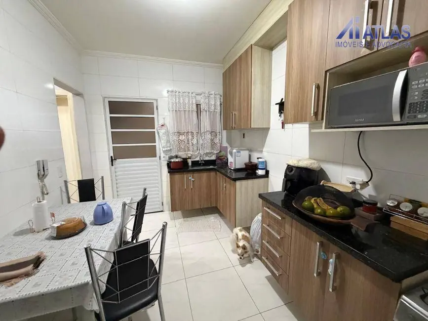 Sobrado com 3 quartos à venda, 160m2 em Cidade Mãe do Céu, São Paulo - SP - imagem 6 Foto 6 de Sobrado com 3 quartos à venda, 160m2 em Cidade Mãe do Céu, São Paulo - SP