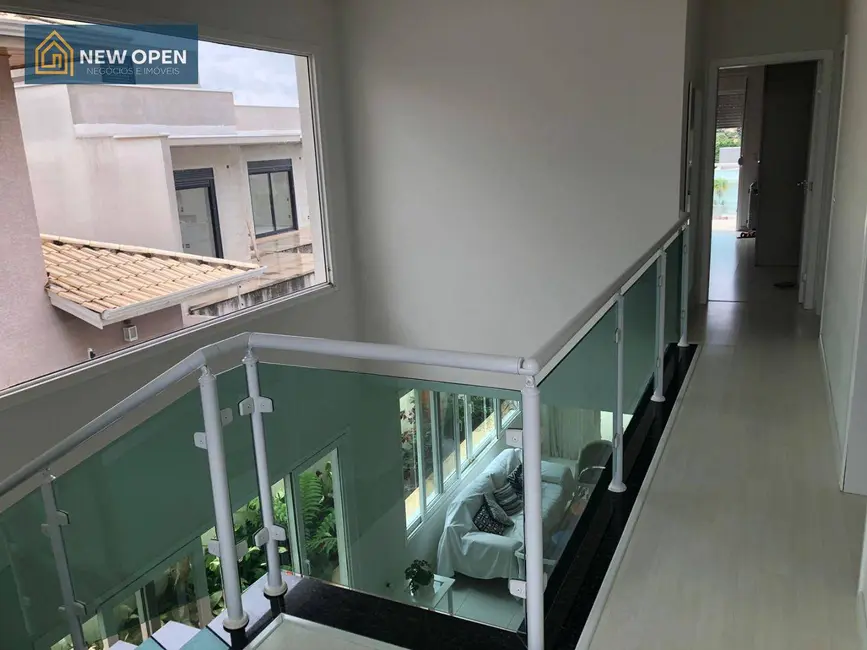 Foto 9 de Sobrado com 3 quartos à venda, 360m2 em Atibaia - SP