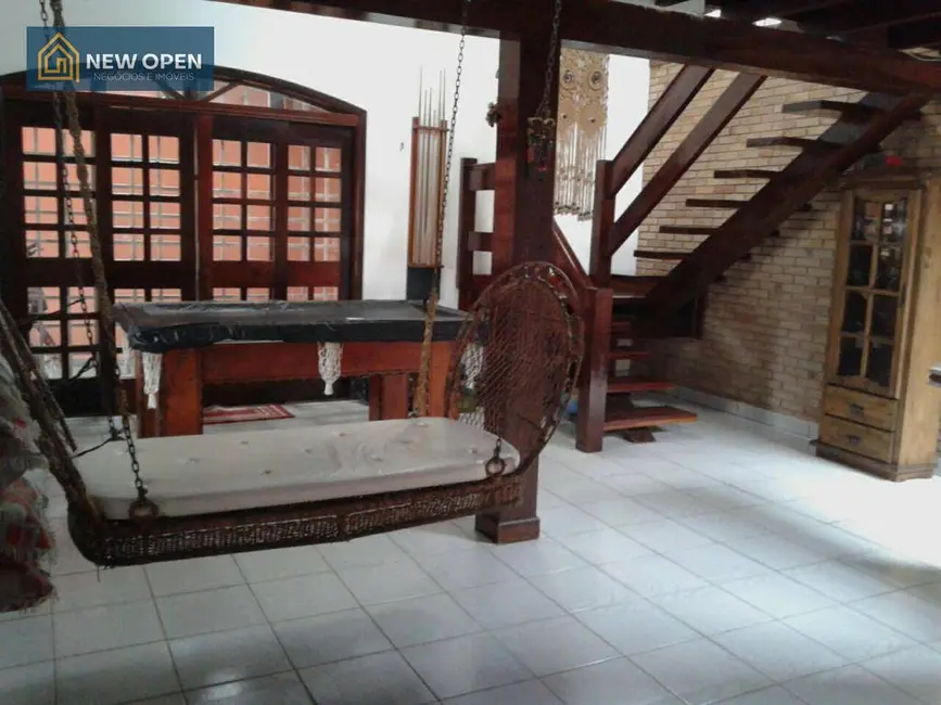Foto 6 de Casa com 4 quartos à venda, 360m2 em Martim de Sá, Caraguatatuba - SP
