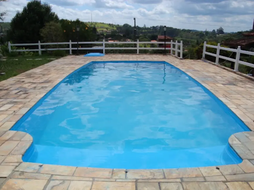 Foto 3 de Chácara com 4 quartos à venda, 1000m2 em Jardim Estância Brasil, Atibaia - SP