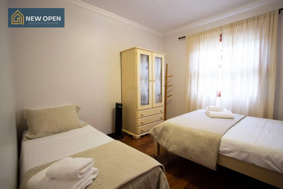 Foto 7 de Sobrado com 4 quartos à venda, 826m2 em Atibaia - SP