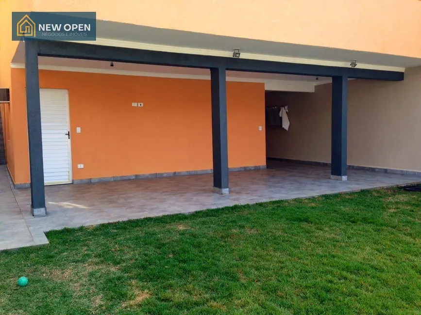 Foto 3 de Casa com 4 quartos à venda, 360m2 em Vila Petrópolis, Atibaia - SP