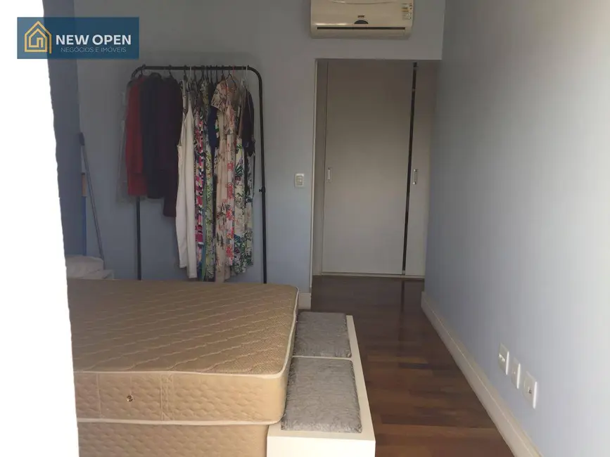 Casa de Condomínio com 4 quartos à venda, 774m2 em Jundiaí Mirim, Jundiai - SP - imagem 8 Foto 8 de Casa de Condomínio com 4 quartos à venda, 774m2 em Jundiaí Mirim, Jundiai - SP