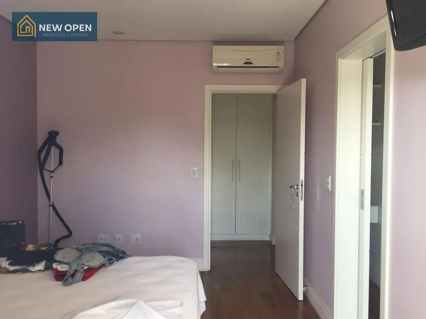 Casa de Condomínio com 4 quartos à venda, 774m2 em Jundiaí Mirim, Jundiai - SP - imagem 9 Foto 9 de Casa de Condomínio com 4 quartos à venda, 774m2 em Jundiaí Mirim, Jundiai - SP