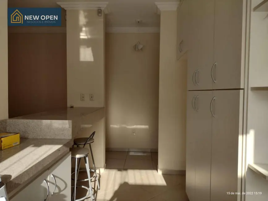 Foto 2 de Casa com 2 quartos à venda, 175m2 em Nova Cerejeira, Atibaia - SP
