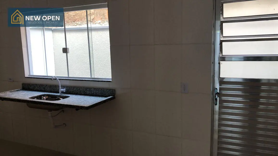 Foto 4 de Sobrado com 2 quartos à venda, 80m2 em Bom Jesus Dos Perdoes - SP