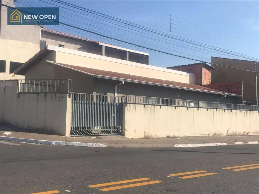 Foto 2 de Casa com 2 quartos à venda, 138m2 em Jardim Imperial, Atibaia - SP