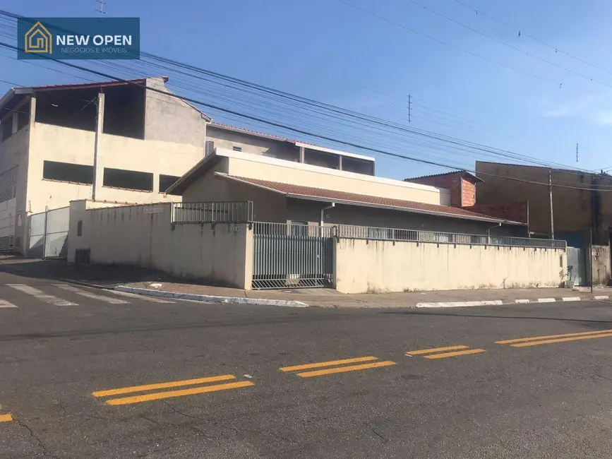 Foto 1 de Casa com 2 quartos à venda, 138m2 em Jardim Imperial, Atibaia - SP
