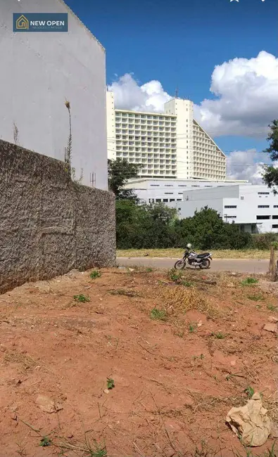 Foto 1 de Terreno / Lote à venda, 208m2 em Jardim São Felipe, Atibaia - SP