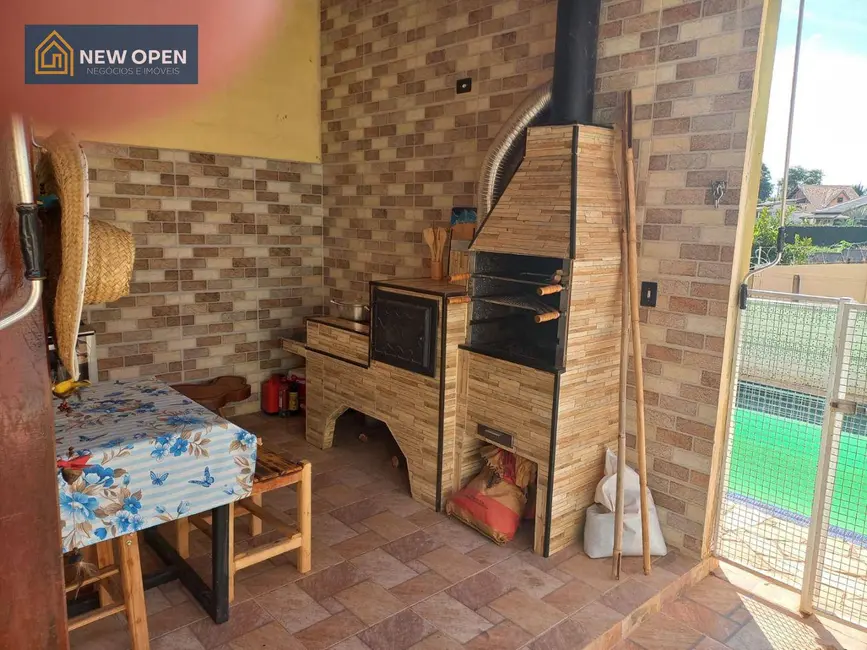 Foto 5 de Chácara com 4 quartos à venda, 1000m2 em Jardim Estância Brasil, Atibaia - SP