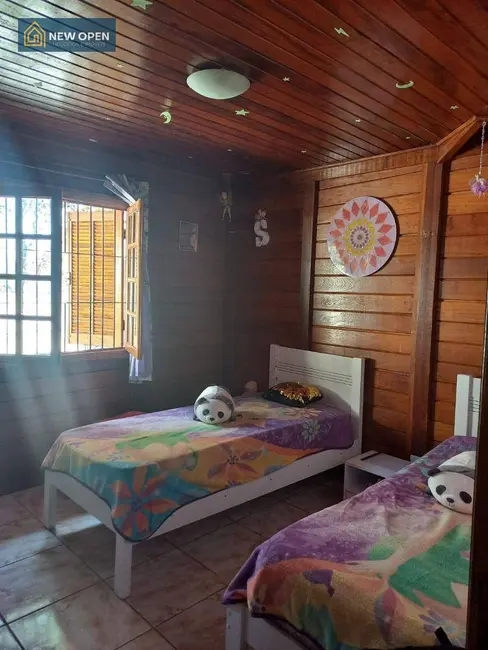 Foto 8 de Chácara com 4 quartos à venda, 1000m2 em Jardim Estância Brasil, Atibaia - SP