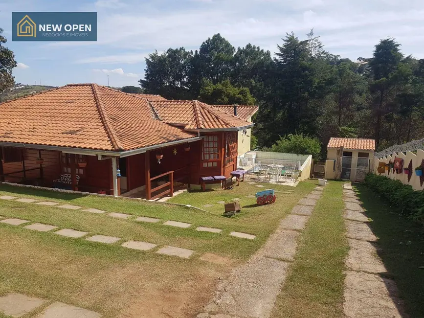 Foto 1 de Chácara com 4 quartos à venda, 1000m2 em Jardim Estância Brasil, Atibaia - SP
