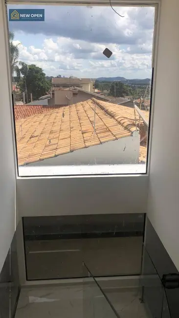 Foto 3 de Sobrado à venda, 180m2 em Jardim dos Pinheiros, Atibaia - SP