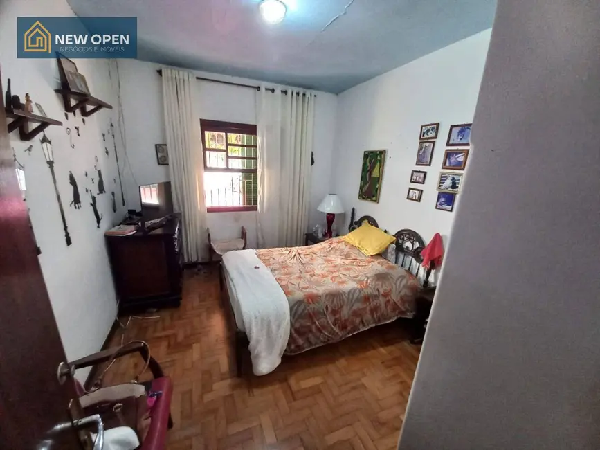 Foto 9 de Casa com 3 quartos à venda, 1220m2 em Vila Santista, Atibaia - SP