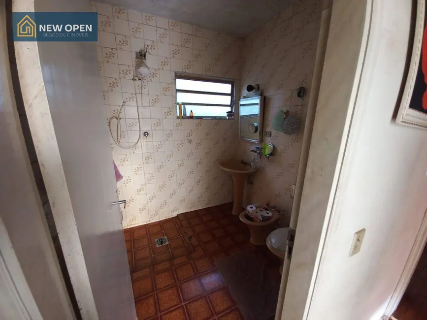 Foto 3 de Casa com 3 quartos à venda, 1220m2 em Vila Santista, Atibaia - SP