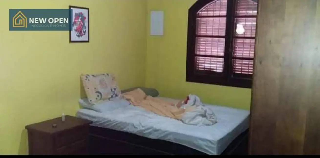 Foto 4 de Chácara com 2 quartos à venda, 730m2 em Atibaia - SP