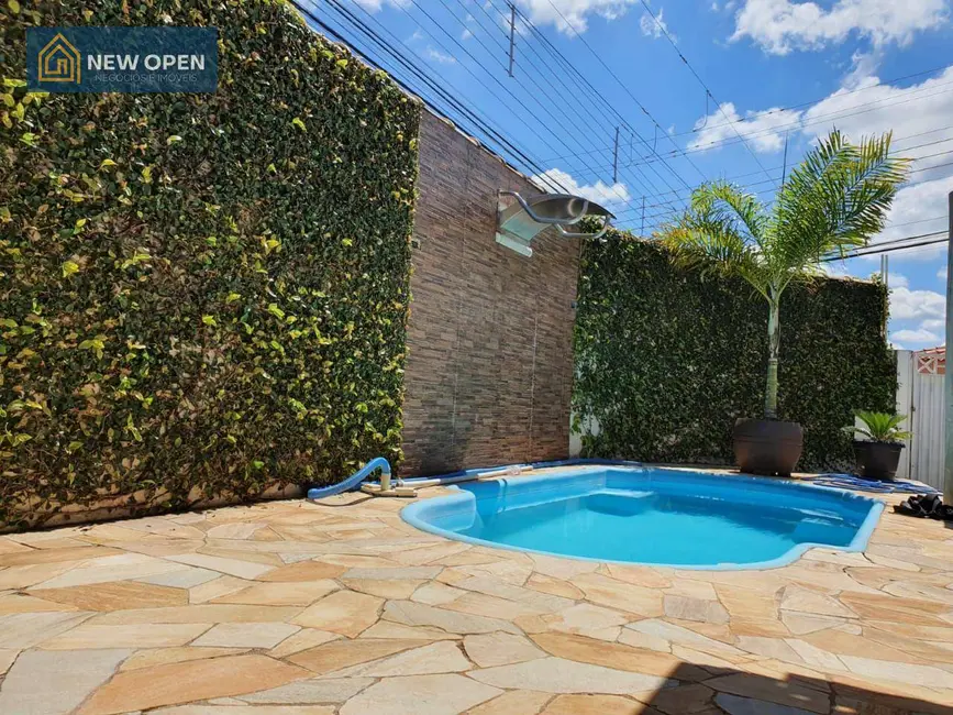 Foto 9 de Casa com 2 quartos à venda, 149m2 em Jardim Alvinópolis, Atibaia - SP