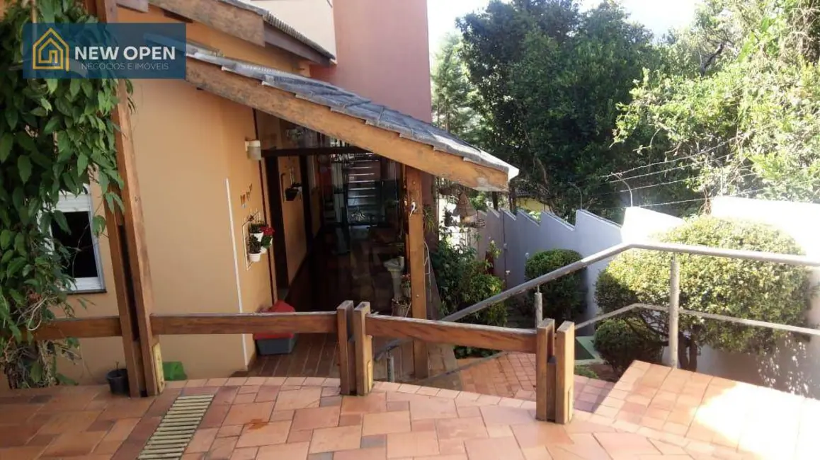 Casa com 3 quartos à venda, 269m2 em Jardim Paulista, Atibaia - SP - imagem 5 Foto 5 de Casa com 3 quartos à venda, 269m2 em Jardim Paulista, Atibaia - SP