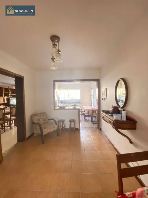 Casa com 4 quartos à venda, 330m2 em Atibaia Jardim, Atibaia - SP - imagem 5 Foto 5 de Casa com 4 quartos à venda, 330m2 em Atibaia Jardim, Atibaia - SP