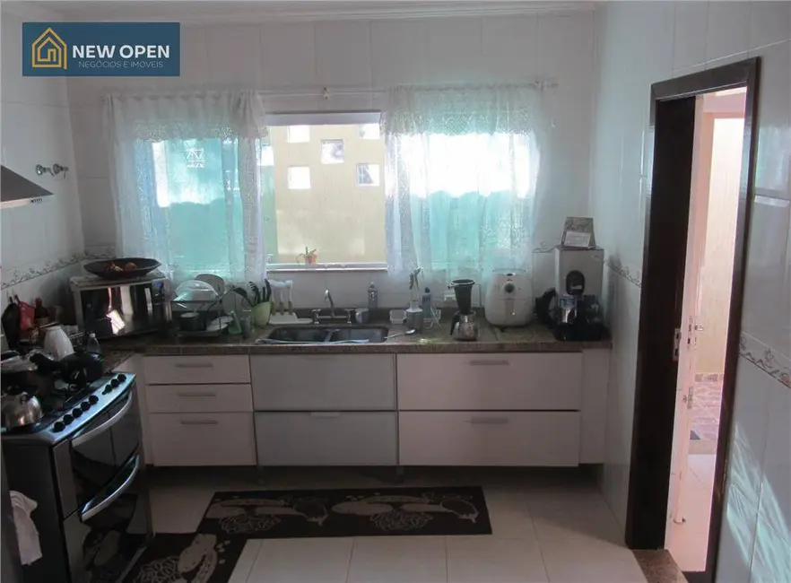 Casa com 3 quartos à venda, 450m2 em Parque Residencial Itaguaçu, Atibaia - SP - imagem 7 Foto 7 de Casa com 3 quartos à venda, 450m2 em Parque Residencial Itaguaçu, Atibaia - SP