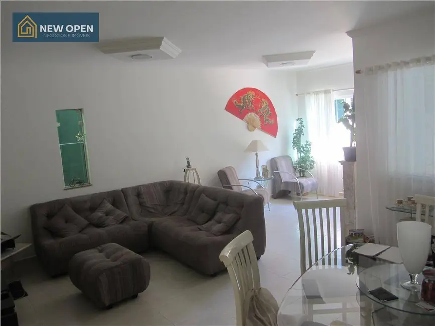 Casa com 3 quartos à venda, 450m2 em Parque Residencial Itaguaçu, Atibaia - SP - imagem 5 Foto 5 de Casa com 3 quartos à venda, 450m2 em Parque Residencial Itaguaçu, Atibaia - SP