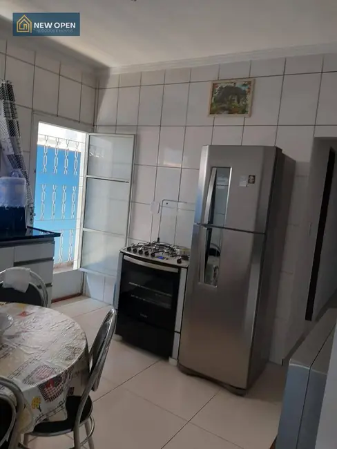 Foto 6 de Casa com 2 quartos à venda, 150m2 em Jardim Imperial, Atibaia - SP