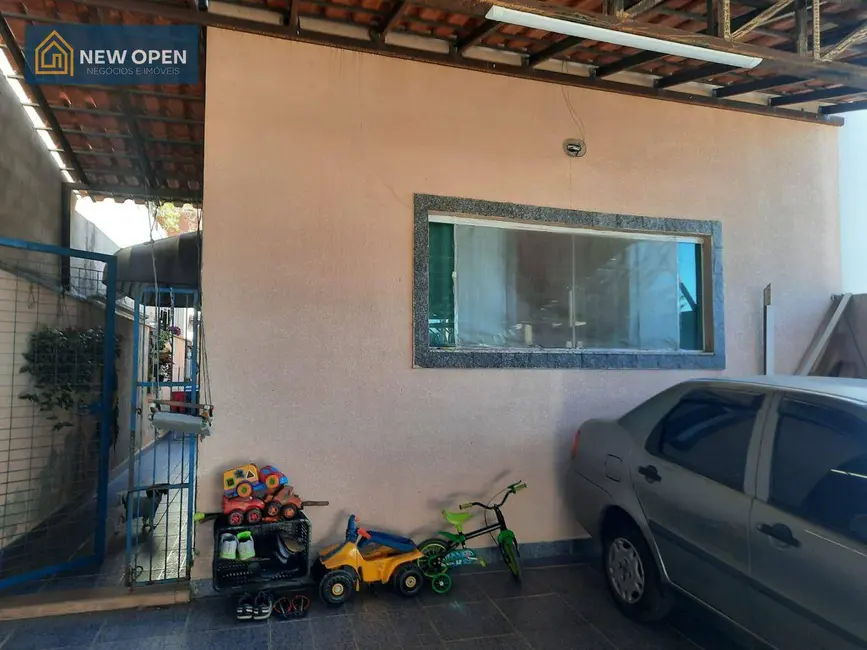 Foto 4 de Casa com 2 quartos à venda, 135m2 em Bom Jesus Dos Perdoes - SP