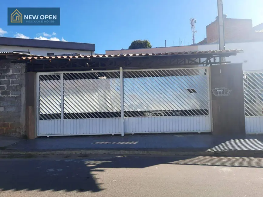 Foto 2 de Casa com 2 quartos à venda, 135m2 em Bom Jesus Dos Perdoes - SP