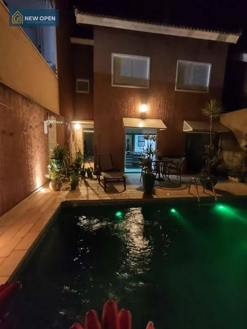 Foto 4 de Sobrado com 3 quartos à venda, 189m2 em Jardim dos Pinheiros, Atibaia - SP