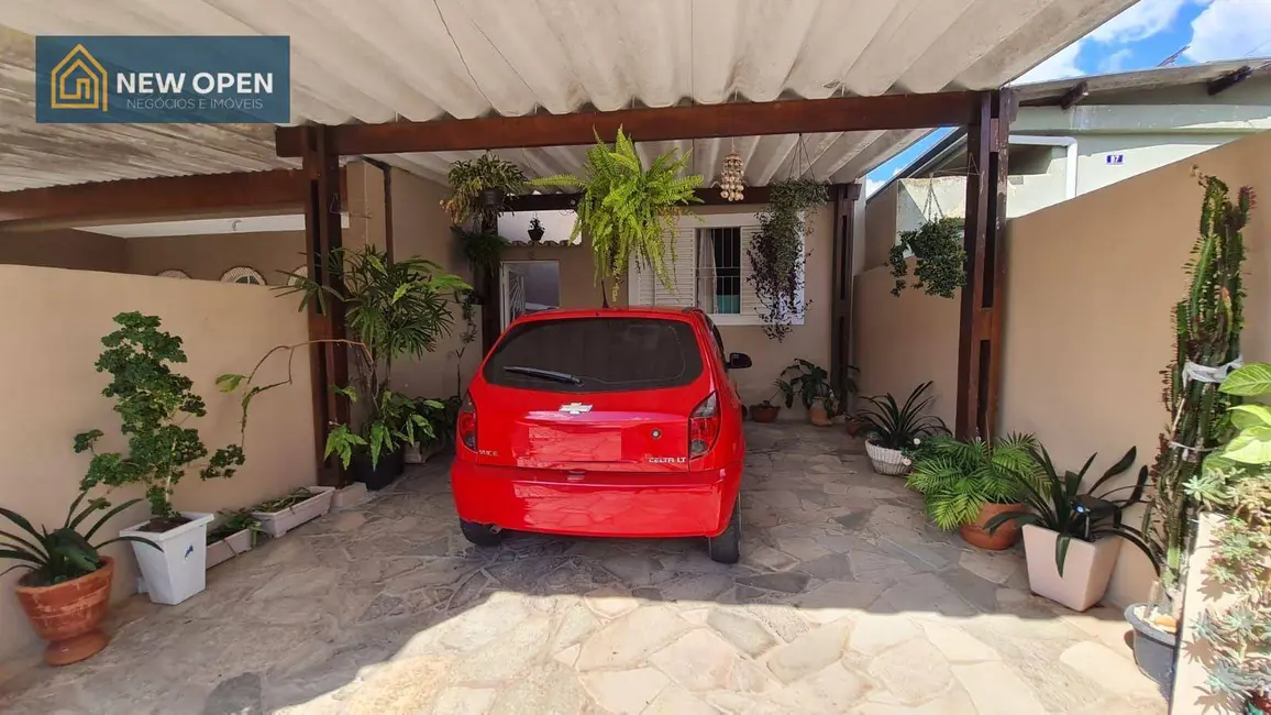 Foto 2 de Casa com 3 quartos à venda, 159m2 em Atibaia Jardim, Atibaia - SP