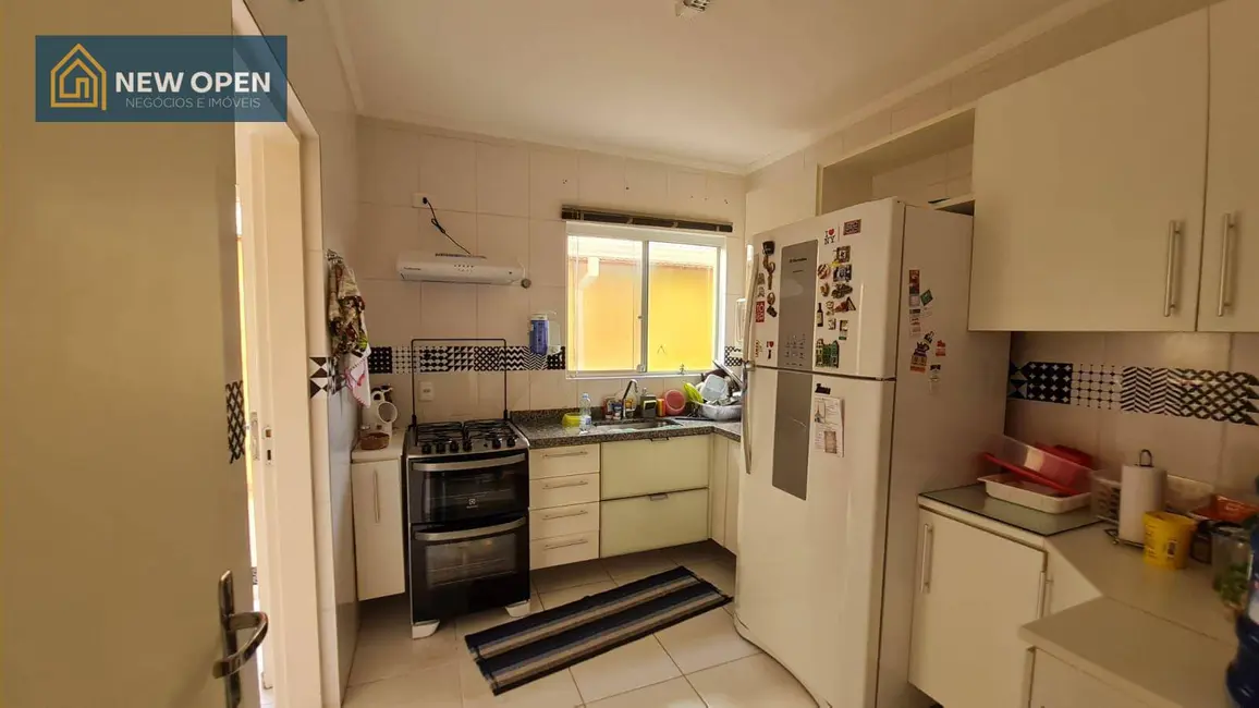 Casa de Condomínio com 3 quartos à venda, 200m2 em Jardim das Flores, Atibaia - SP - imagem 7 Foto 7 de Casa de Condomínio com 3 quartos à venda, 200m2 em Jardim das Flores, Atibaia - SP