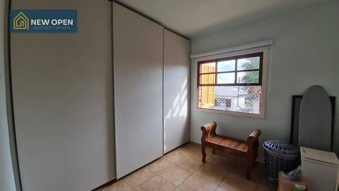 Casa de Condomínio com 3 quartos à venda, 200m2 em Jardim das Flores, Atibaia - SP - imagem 1 Foto 1 de Casa de Condomínio com 3 quartos à venda, 200m2 em Jardim das Flores, Atibaia - SP