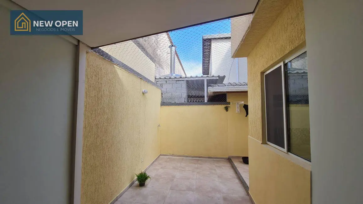 Casa de Condomínio com 3 quartos à venda, 200m2 em Jardim das Flores, Atibaia - SP - imagem 3 Foto 3 de Casa de Condomínio com 3 quartos à venda, 200m2 em Jardim das Flores, Atibaia - SP