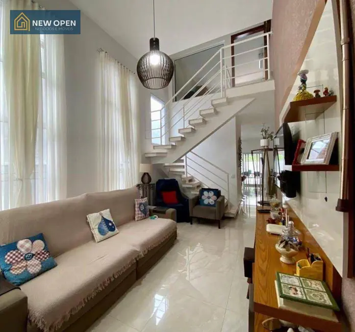 Foto 7 de Casa de Condomínio com 4 quartos à venda, 300m2 em Atibaia - SP