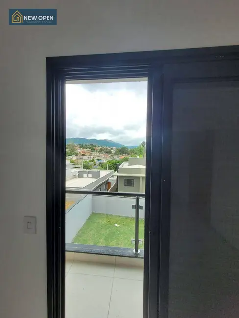 Foto 6 de Casa com 3 quartos à venda, 186m2 em Jardim do Lago, Atibaia - SP