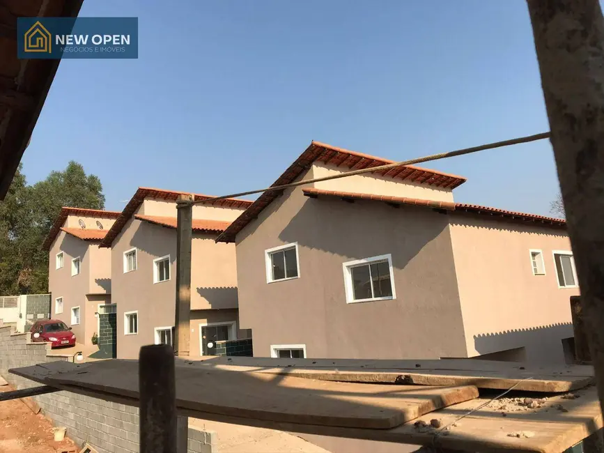 Foto 2 de Casa de Condomínio com 2 quartos à venda, 60m2 em Jarinu - SP