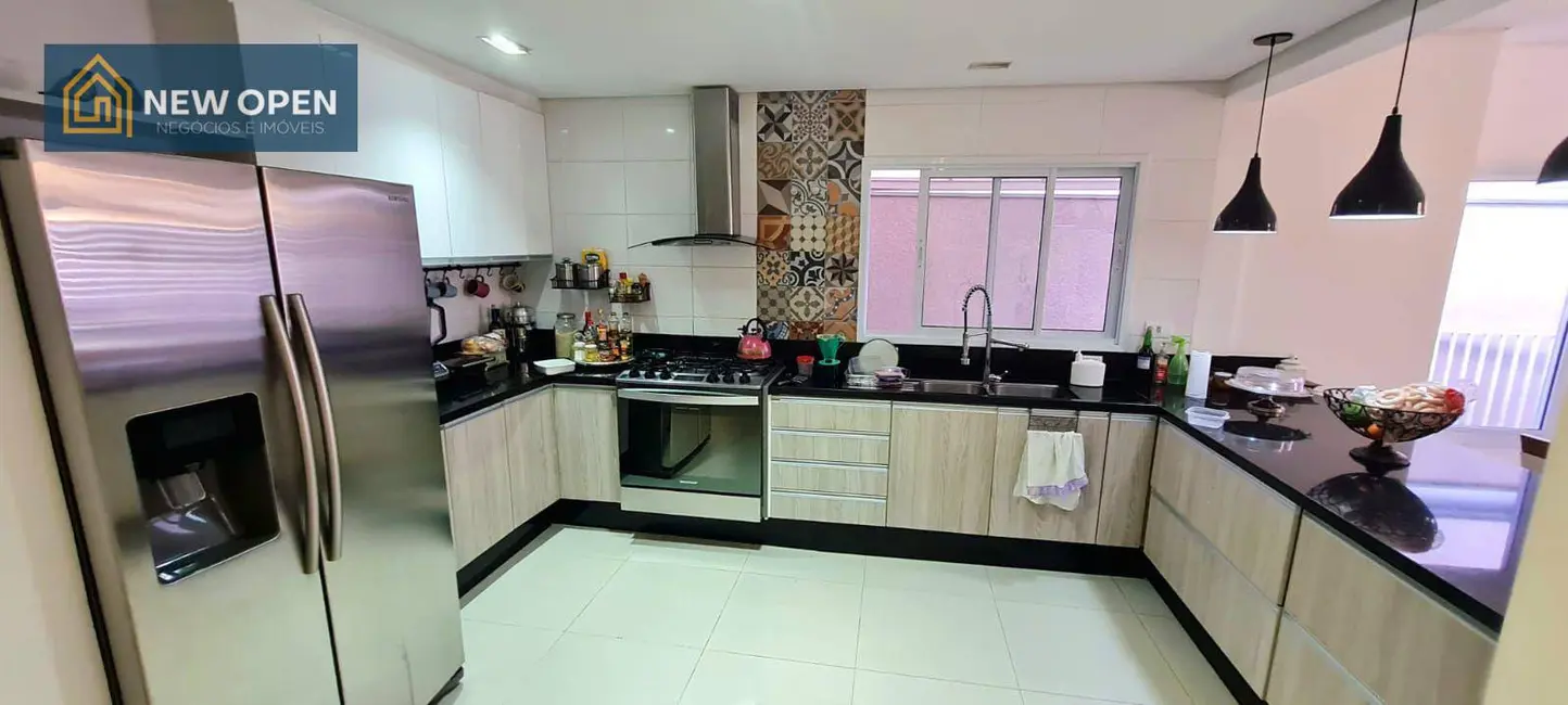 Foto 9 de Casa com 3 quartos à venda, 186m2 em Recreio Maristela, Atibaia - SP