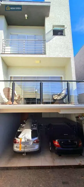 Foto 4 de Casa com 3 quartos à venda, 186m2 em Recreio Maristela, Atibaia - SP