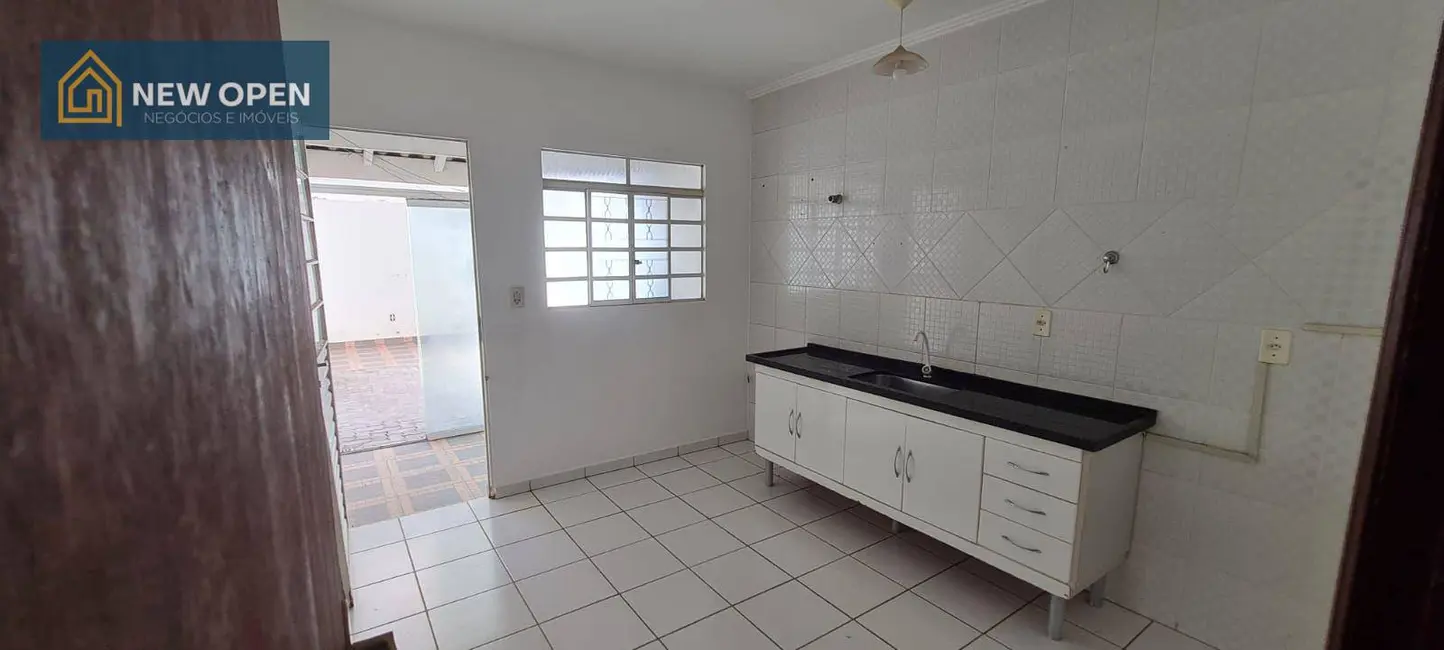 Foto 6 de Casa com 2 quartos à venda, 75m2 em Jardim Maristela, Atibaia - SP