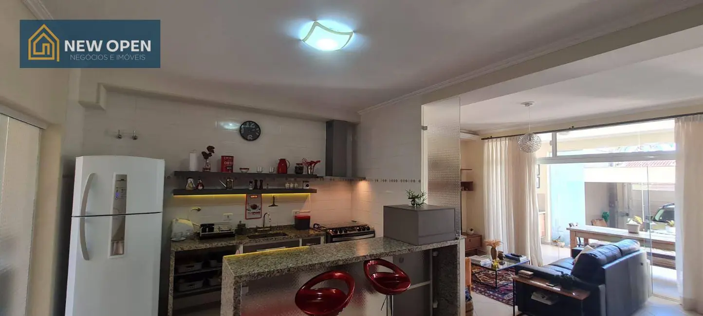 Foto 6 de Casa com 3 quartos à venda, 150m2 em Jardim Maristela, Atibaia - SP